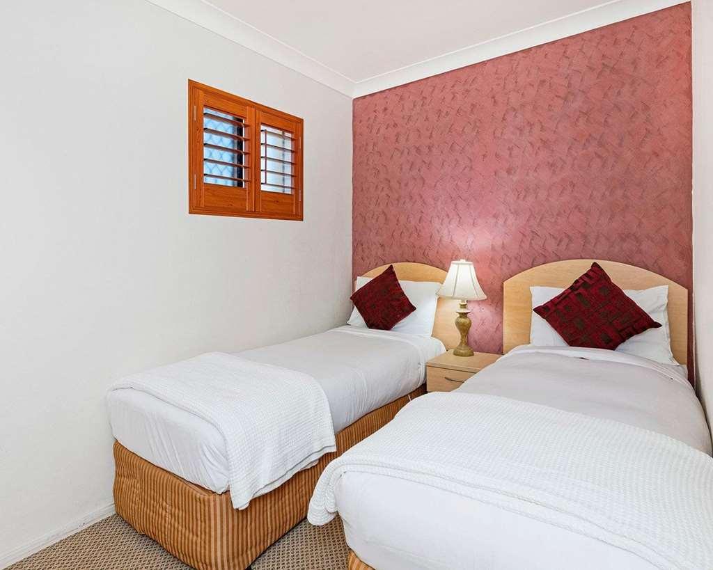 Country Plaza Motel Taree Room photo