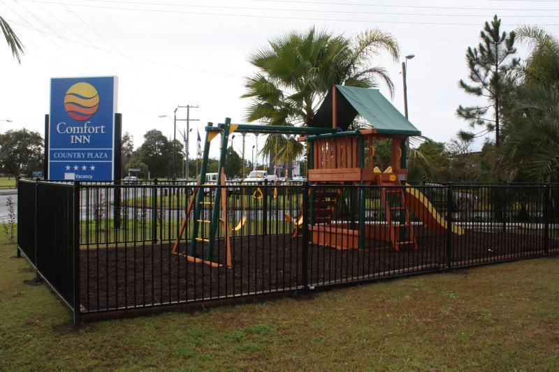 Country Plaza Motel Taree Exterior photo