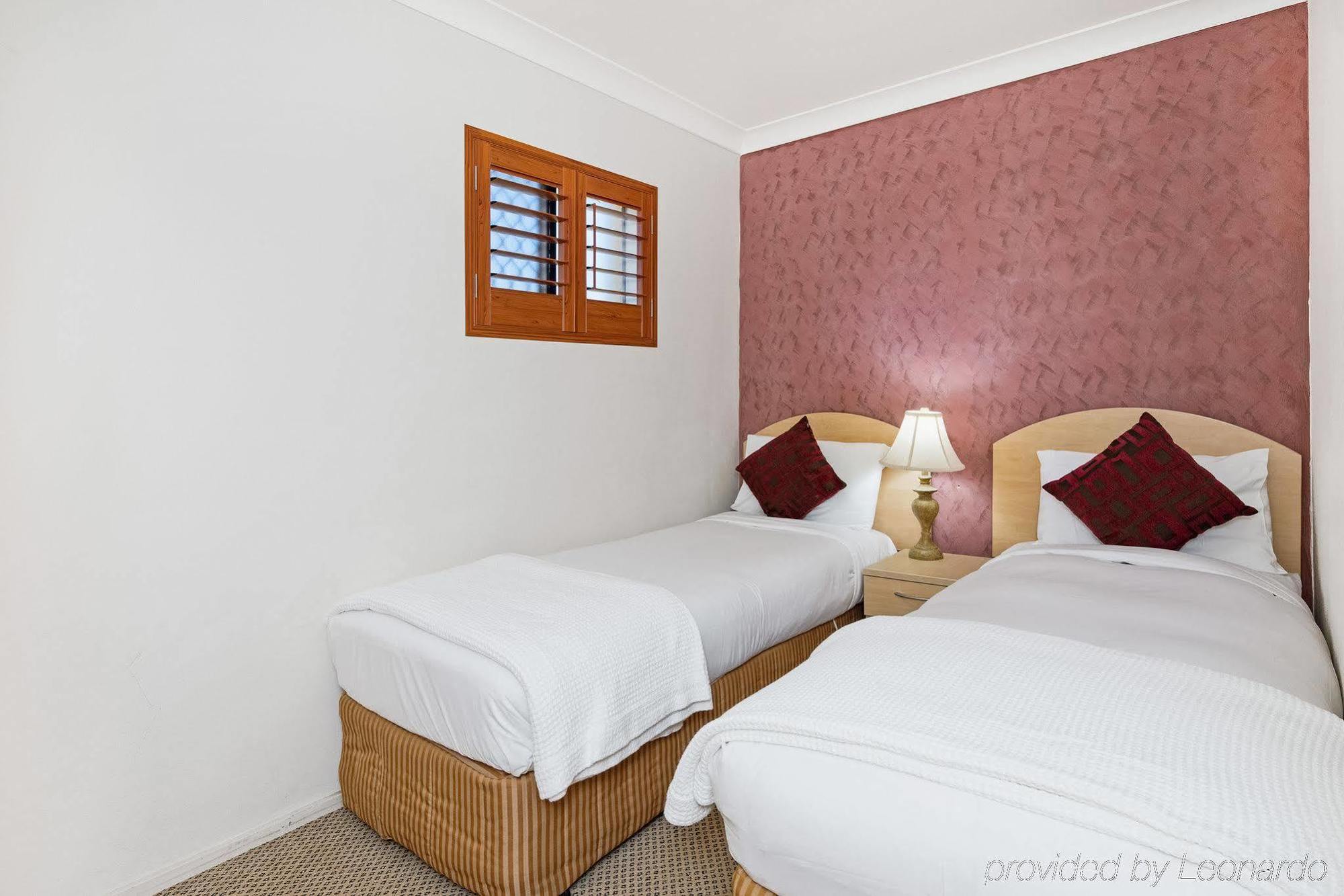 Country Plaza Motel Taree Exterior photo